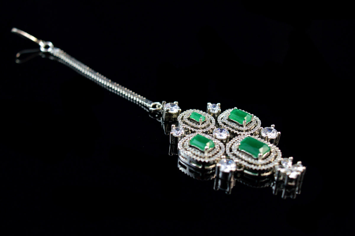 Statement Emerald Tikka