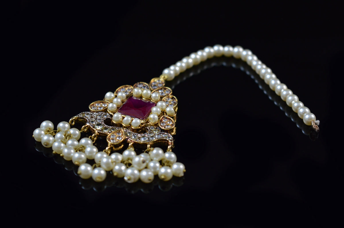 Ruby Ameera Choker Set