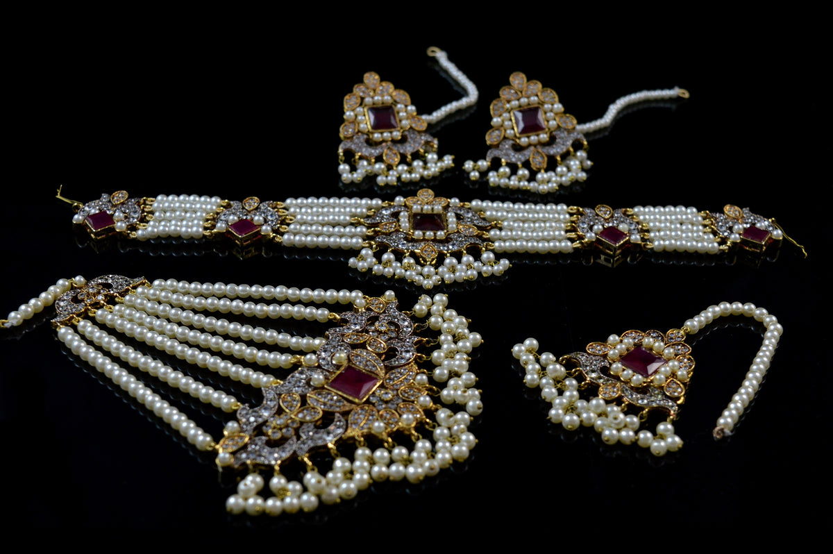 Ruby Ameera Choker Set